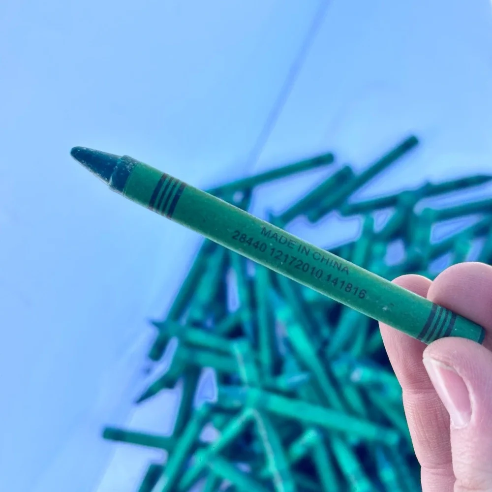 Bulk Lot Green Wax Crayons‎ Non-Toxic ASTM D-4236 Art Supplies 28440 12172010